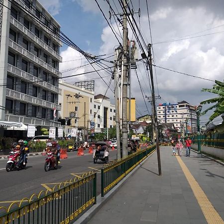 Setia Backpacker Pansiyon Yogyakarta Dış mekan fotoğraf